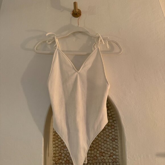 REVOLVE: By The Way - White Ribbed Bodysuit Tie Straps - Size Small - Picture 1 of 3